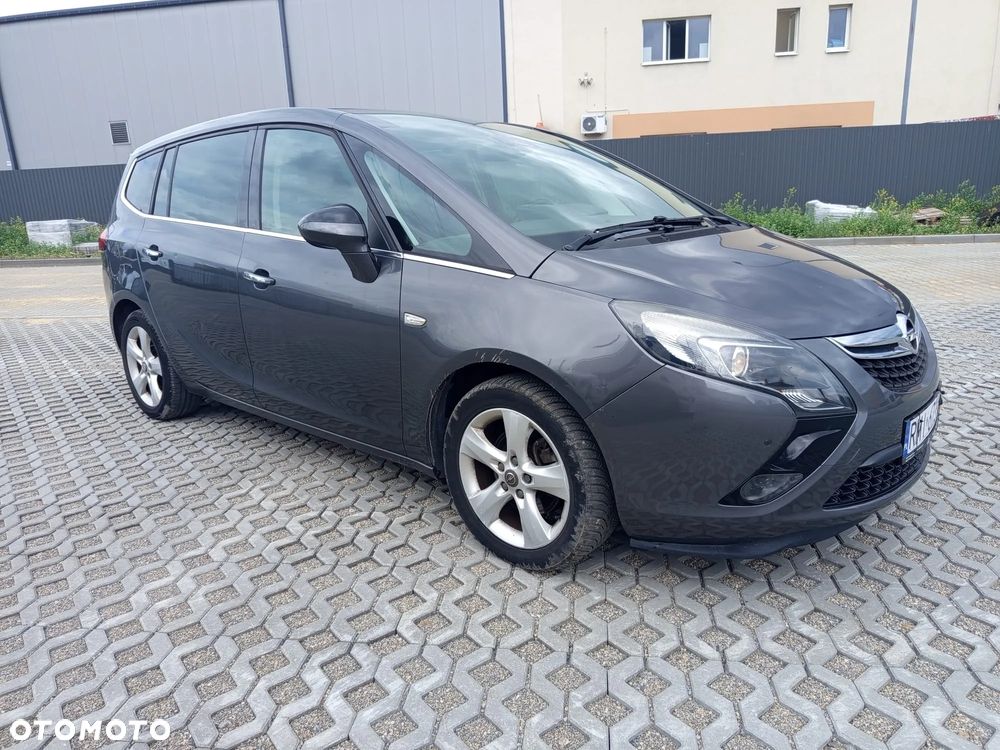 Opel Zafira - 2