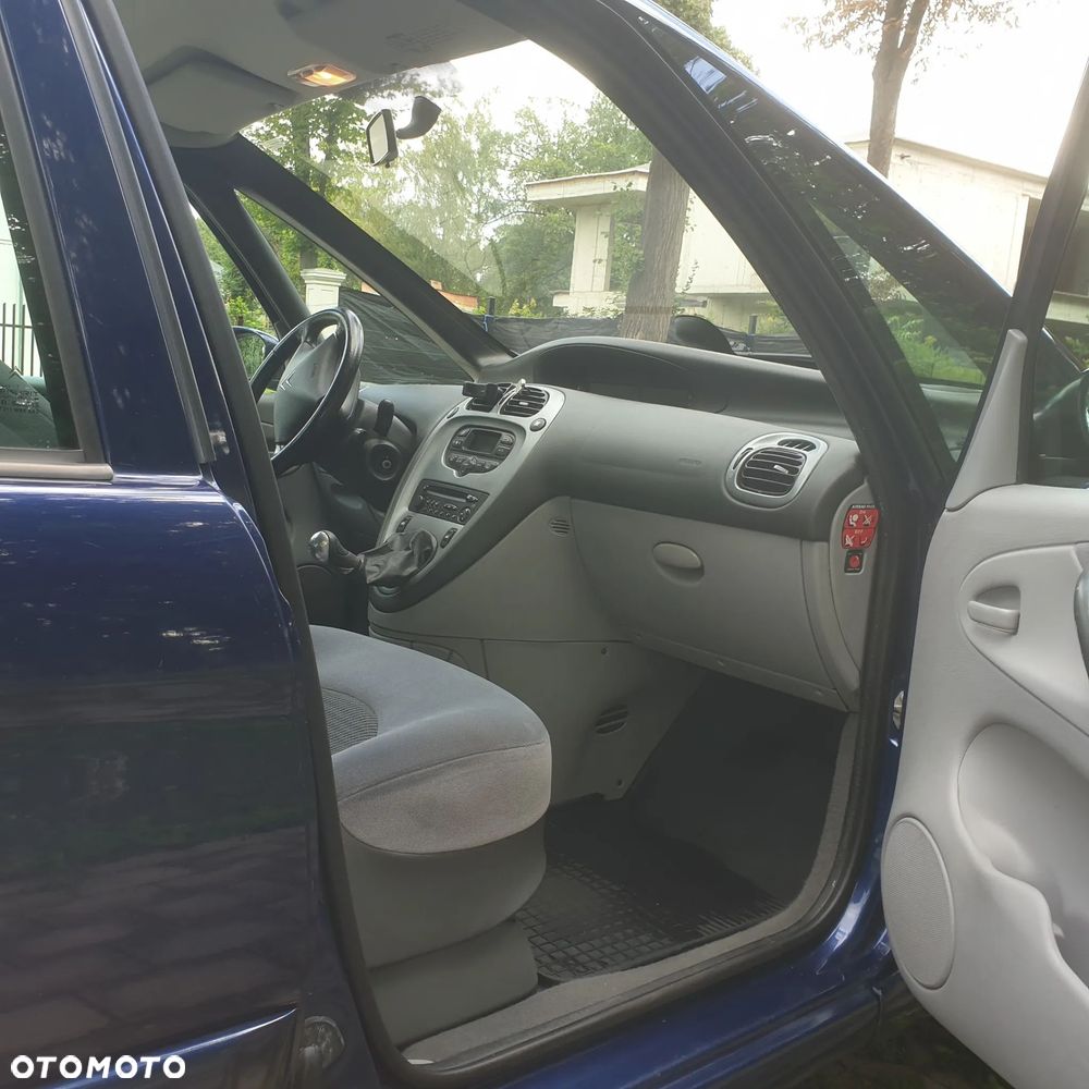 Citroën Xsara Picasso - 10
