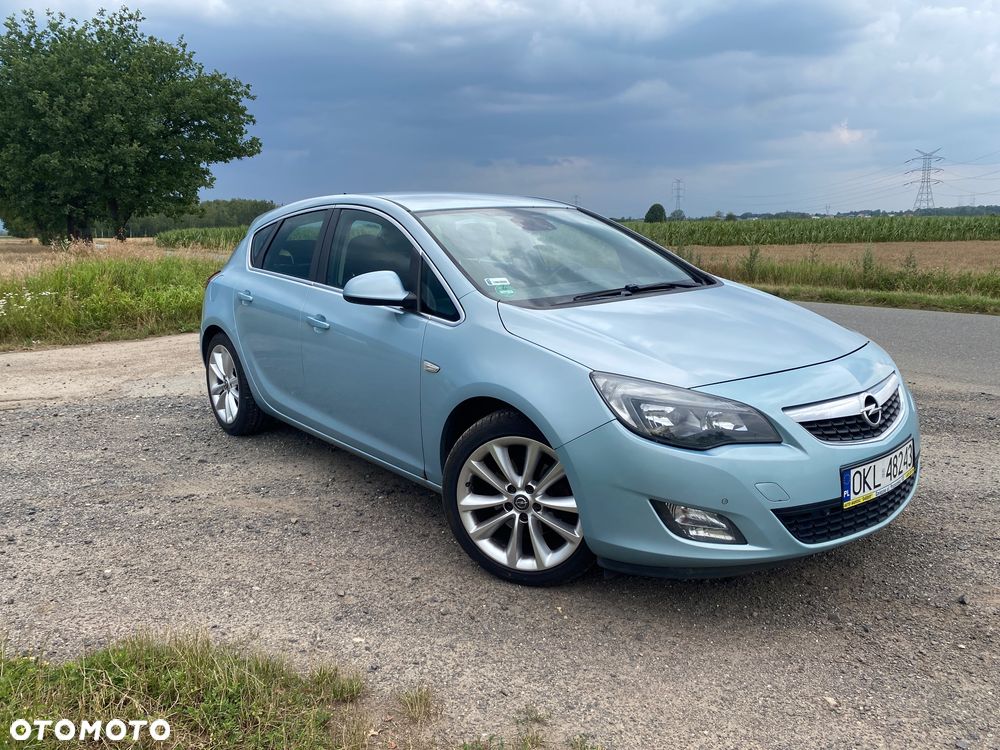 Opel Astra 1.6 T 111 - 1