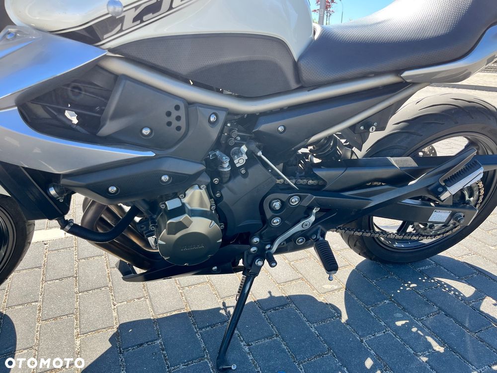 Yamaha XJ - 8