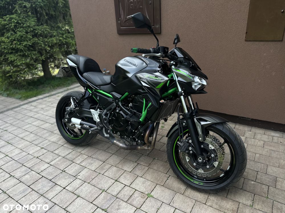 Kawasaki Z 650 - 6