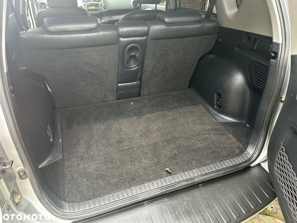 Toyota RAV4 2.0 VVT-i Premium - 12