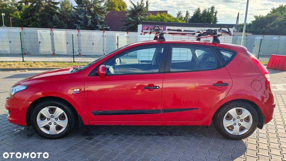 Hyundai i30 1.4 Classic + - 7