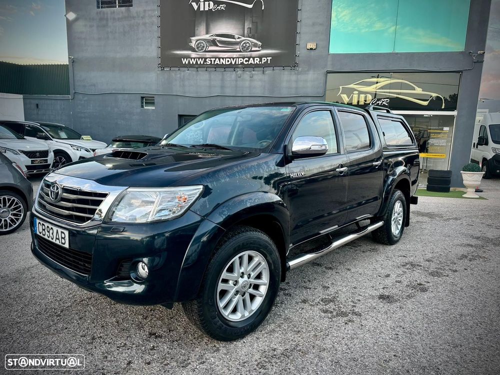 Toyota Hilux - 1