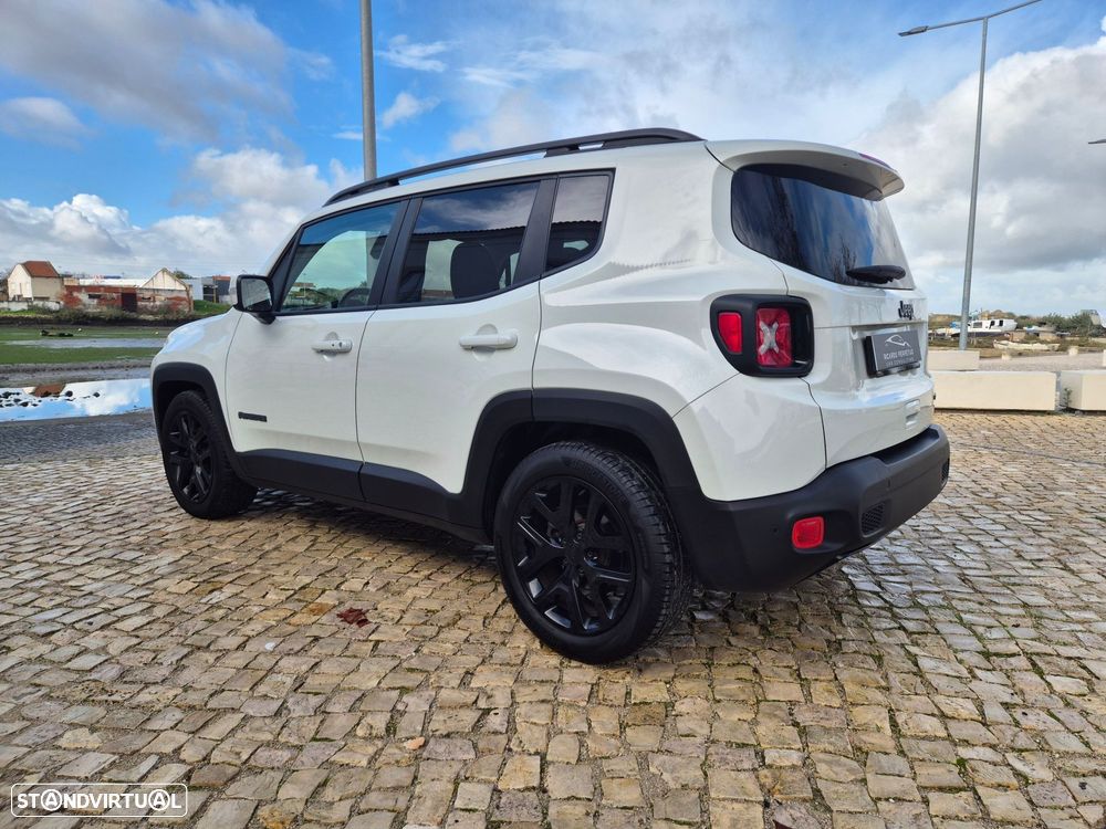 Jeep Renegade 1.3 T Night Eagle DCT - 6