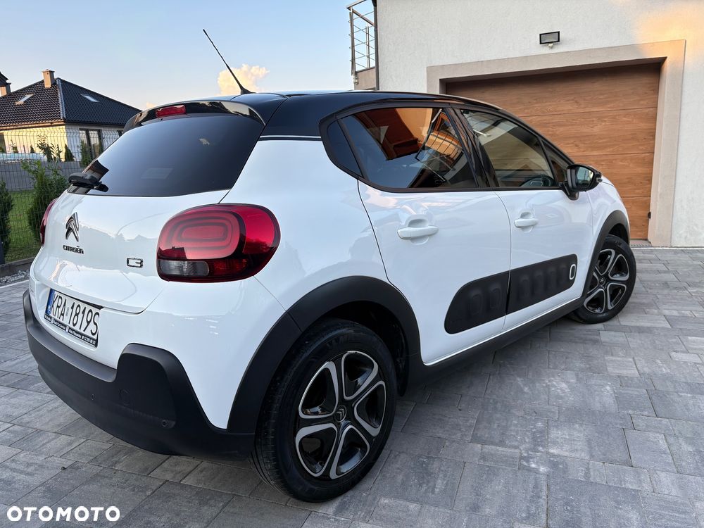 Citroën C3 1.2 PureTech Shine - 2
