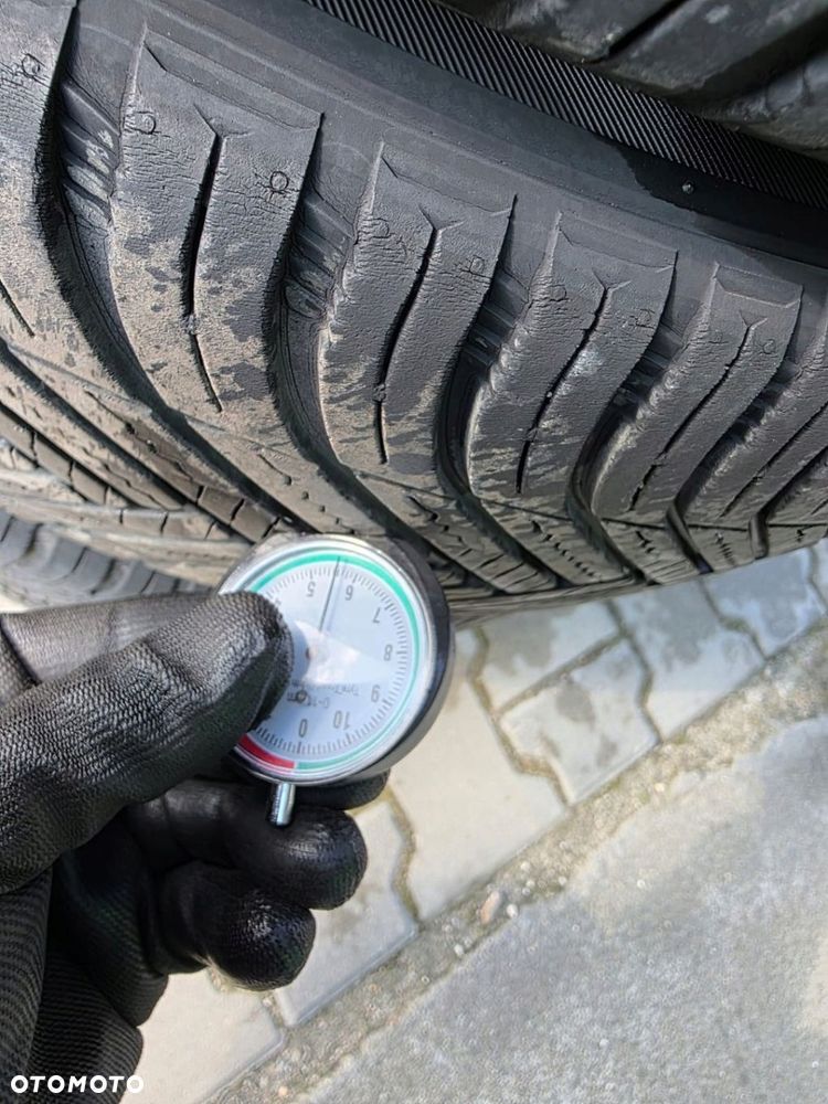 OPEL CORSA D CORSA E MERIVA KOŁA FELGI ALUMINIOWE R.17 215/45 WIELOSEZON - 12