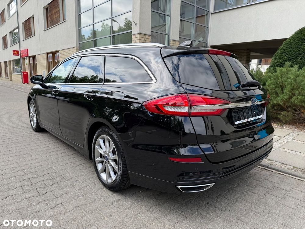 Ford Mondeo - 8