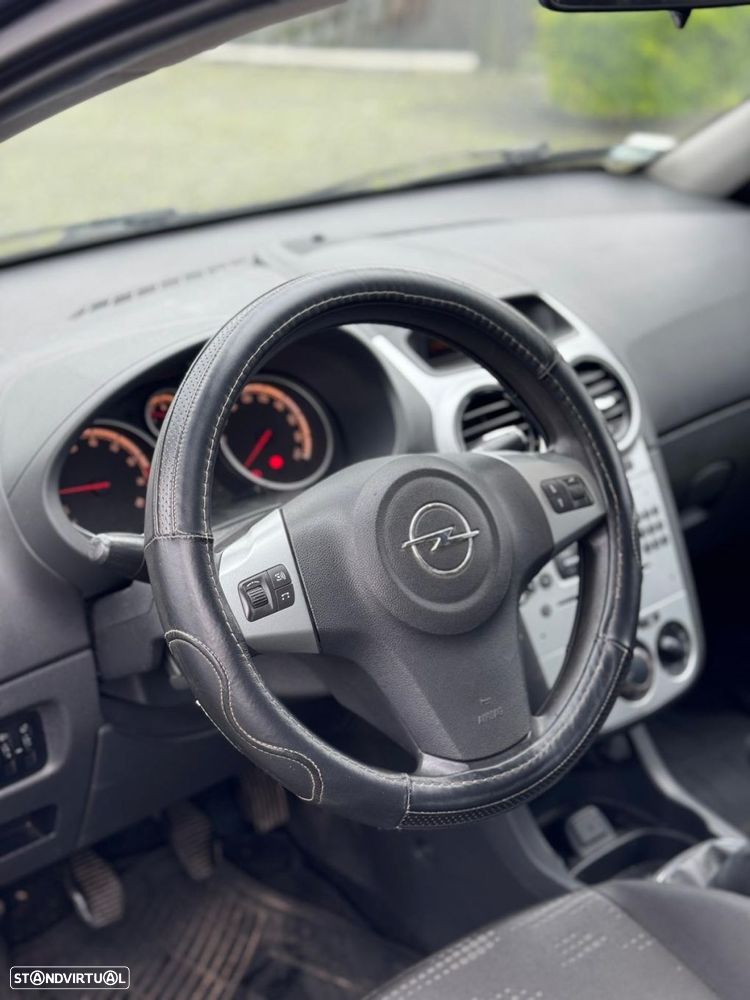 Opel Corsa 1.2 Enjoy - 9