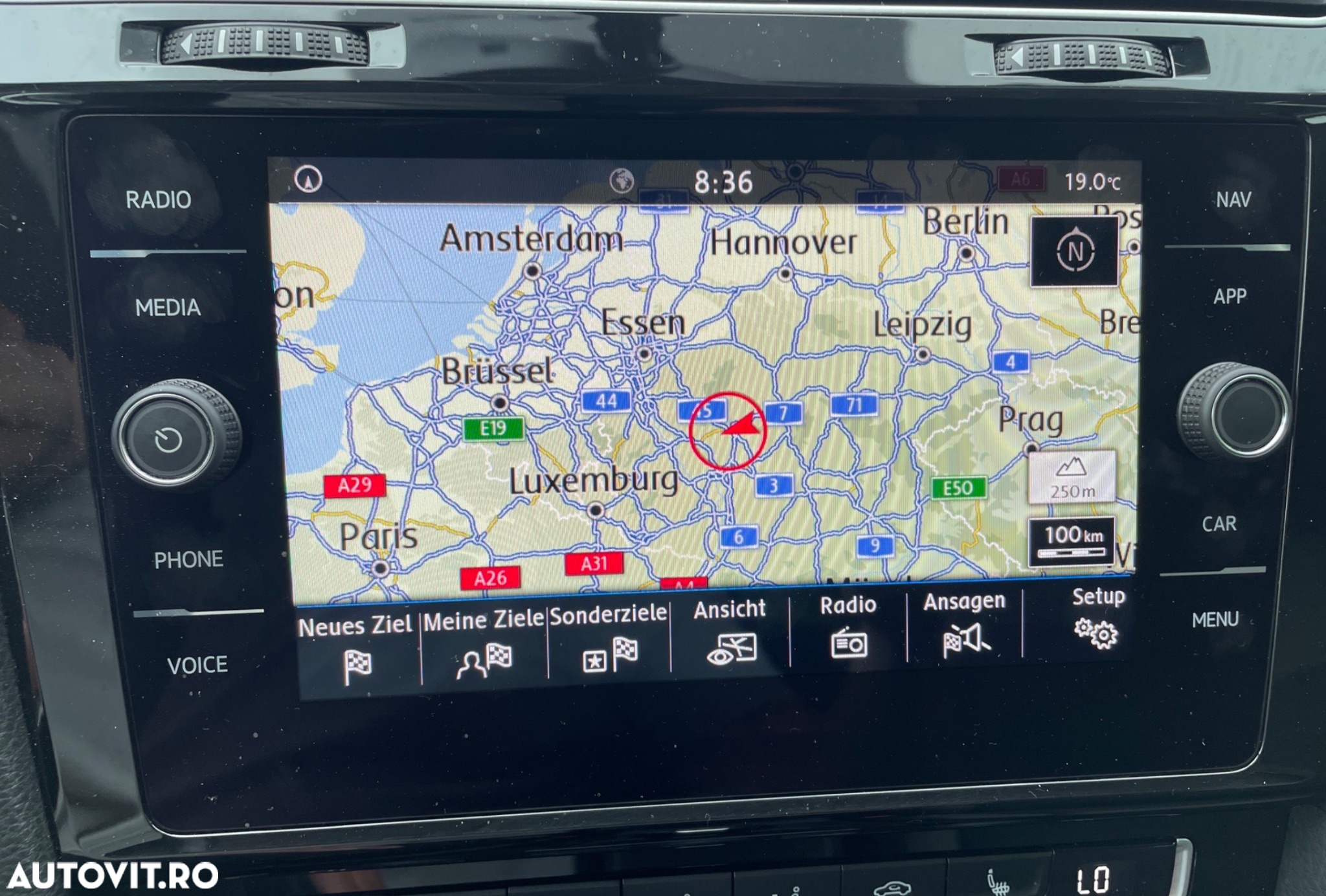Volkswagen Golf 1.5 TSI DSG Highline - 8