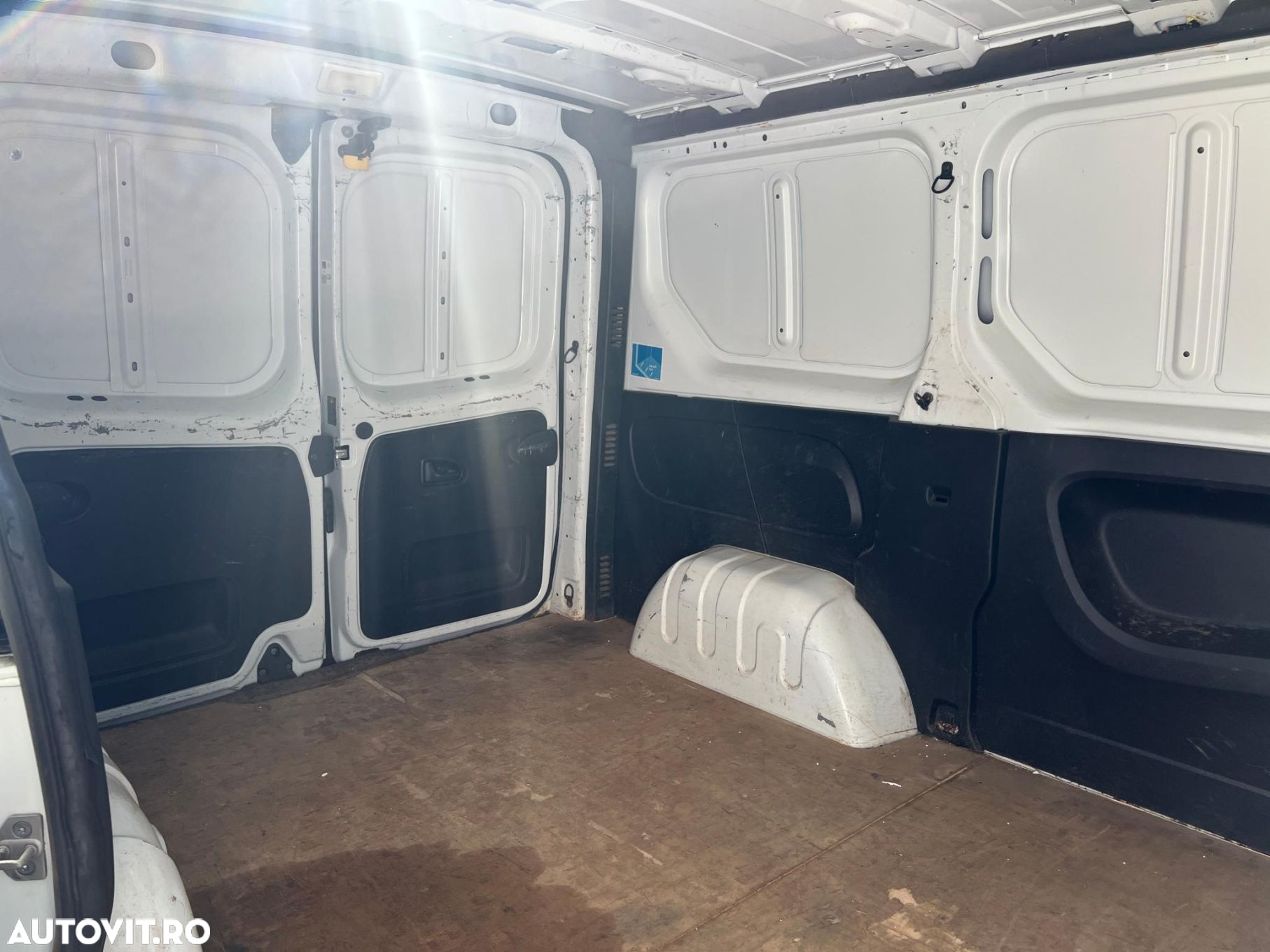 Renault trafic - 16