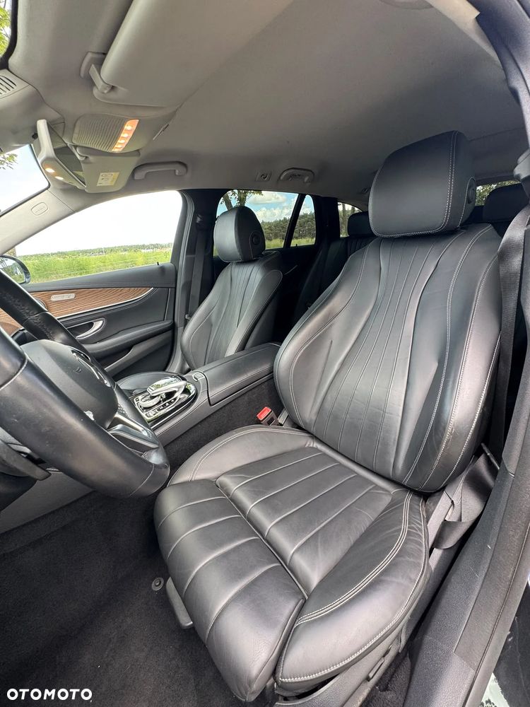 Mercedes-Benz Klasa E 220 d 9G-TRONIC Exclusive - 23