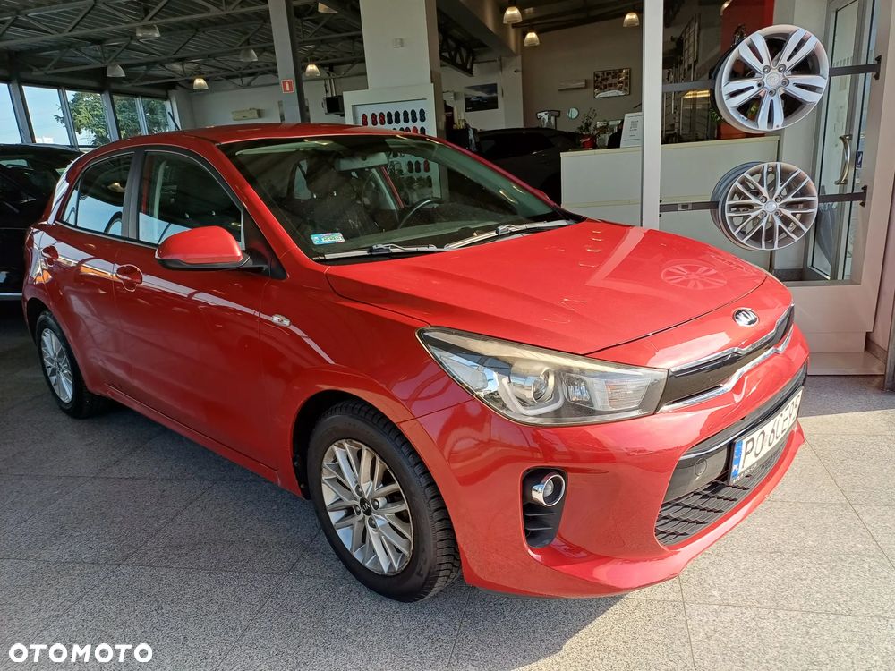 Kia Rio 1.4 M - 10