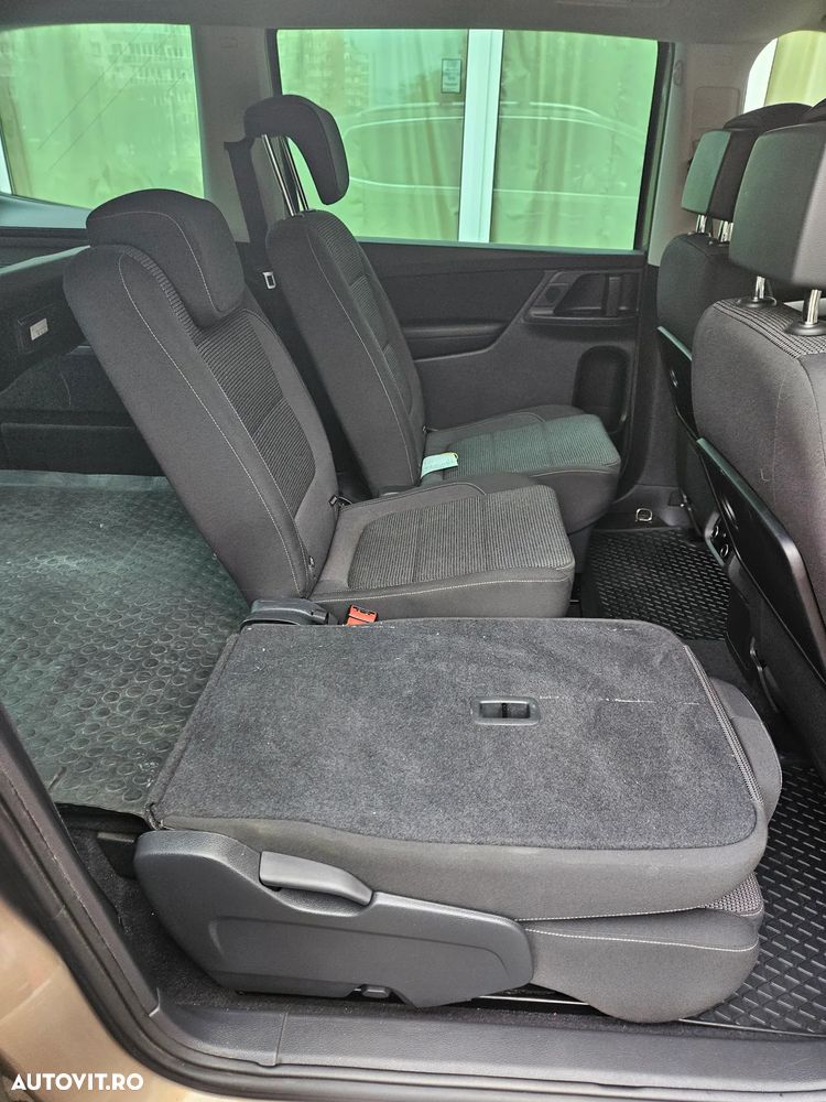 Volkswagen Sharan 2.0 TDI DSG BlueMotion Technology Trendline - 11