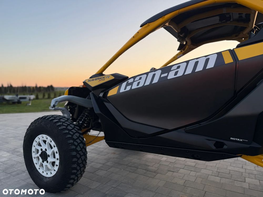 Can-Am Maverick - 23