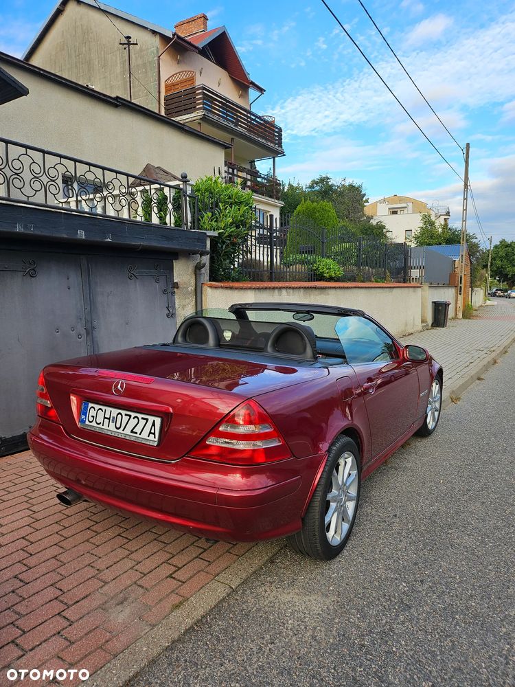 Mercedes-Benz SLK - 16