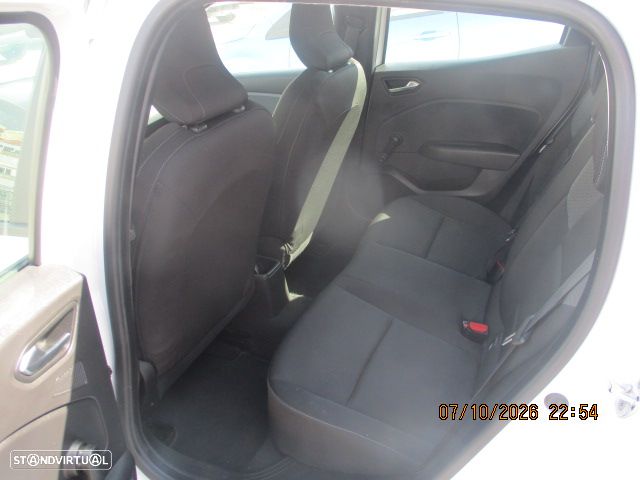 Renault Clio 1.5 Blue dCi Intens - 9