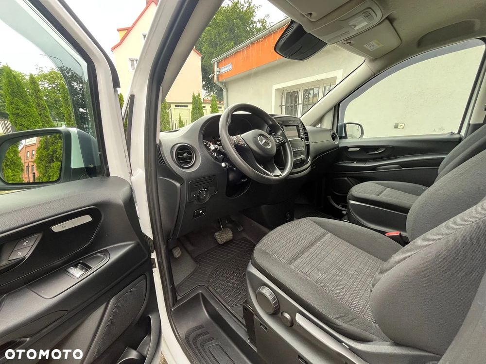Mercedes-Benz Vito 119 - 32