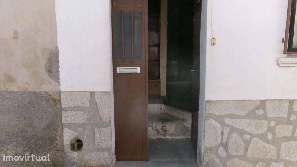 Moradia unifamiliar de 2 pisos em Aranhas, Penamacor - Grande imagem: 4/12