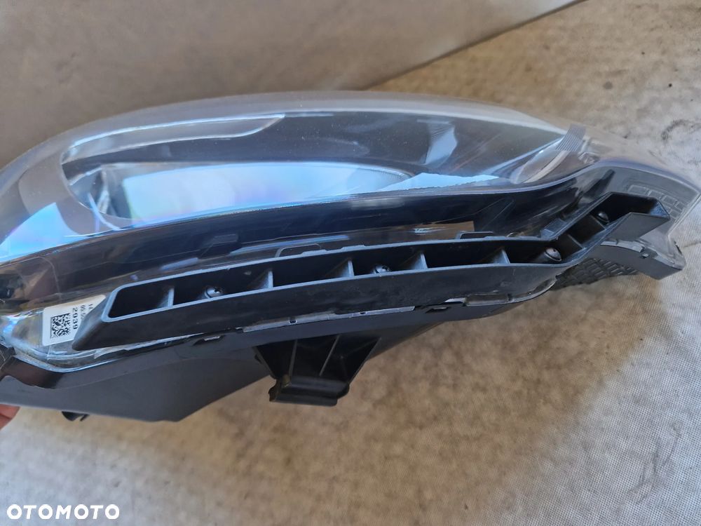 Hyundai I20 II Lampa Prawa 92102-C8000 - 5