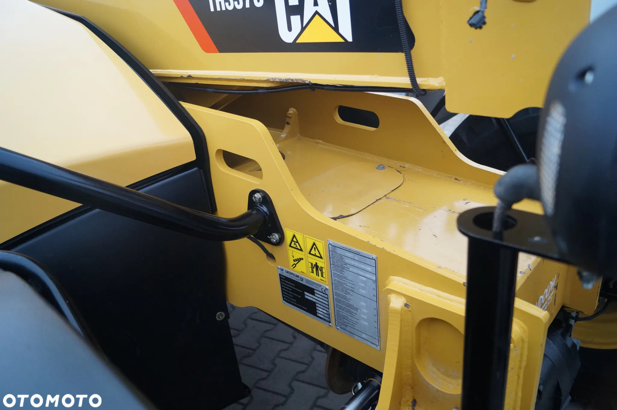Caterpillar Cat TH 337C - 35