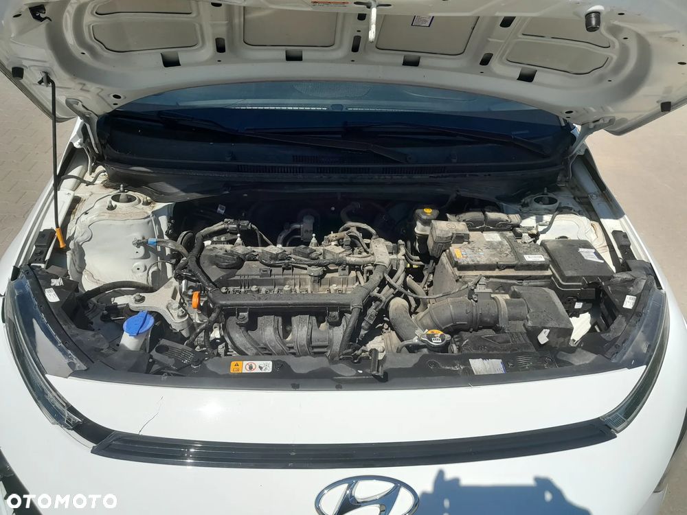 Hyundai Bayon 1.2 Select - 11