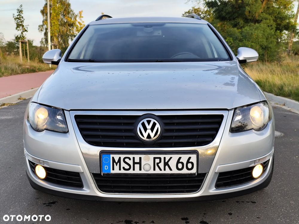 Volkswagen Passat 2.0 TDI DPF Individual Chrom - 25