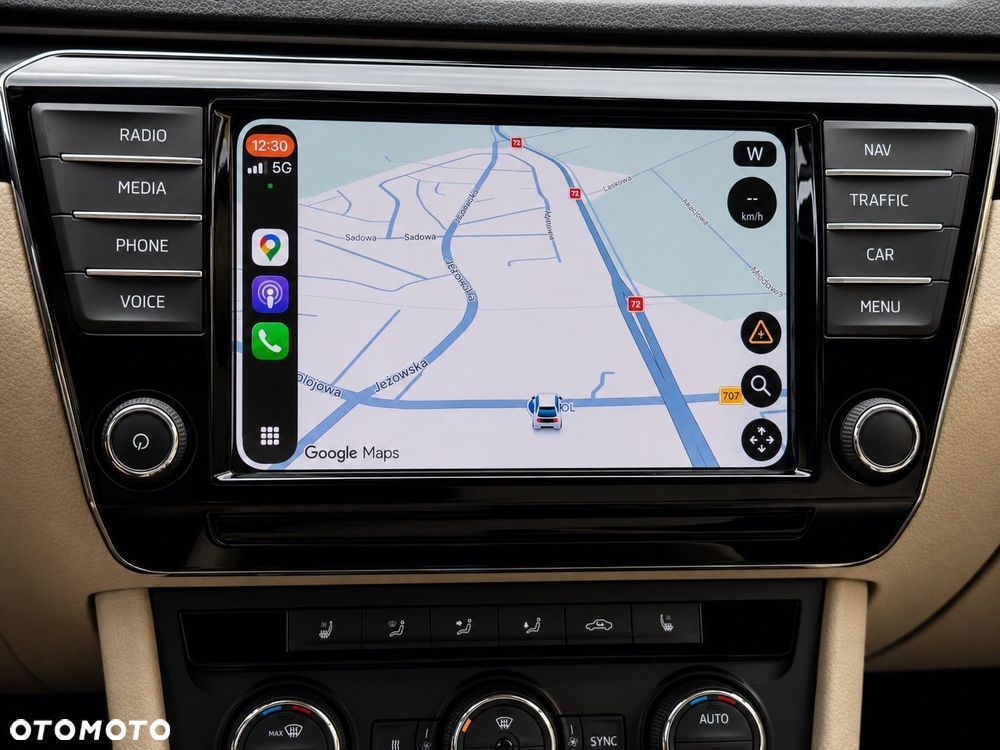 Skoda Superb 2.0 TSI 4x4 L&K DSG - 19