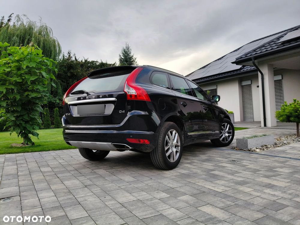 Volvo XC 60 D4 Drive-E Summum - 4