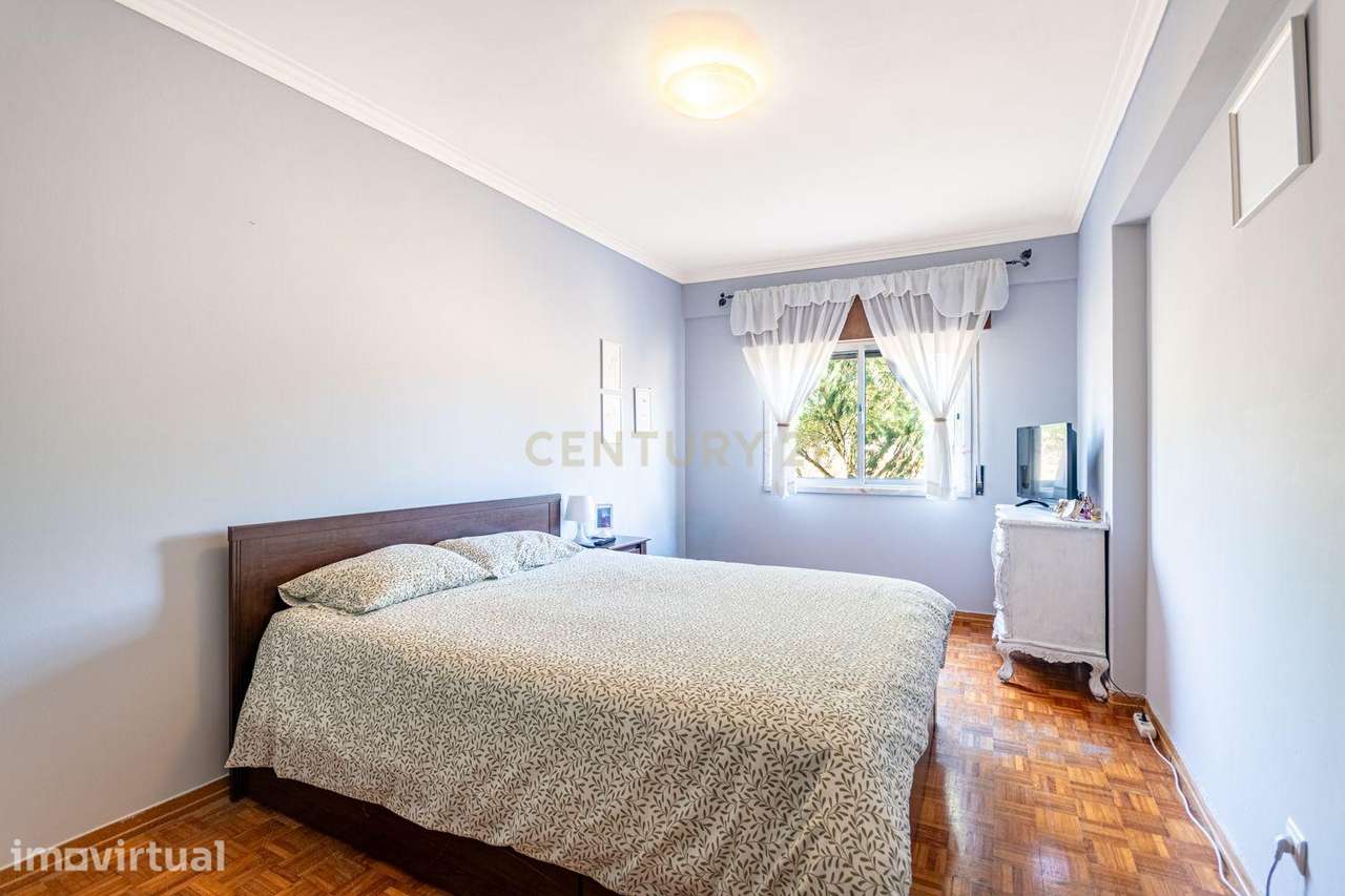 Apartamento T2 com elevador e varandas, em Algueirão-Mem Martins, Sint - Grande imagem: 5/20