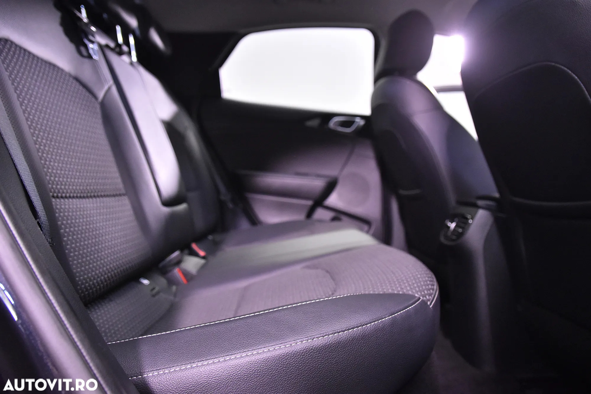 Kia XCeed - 12