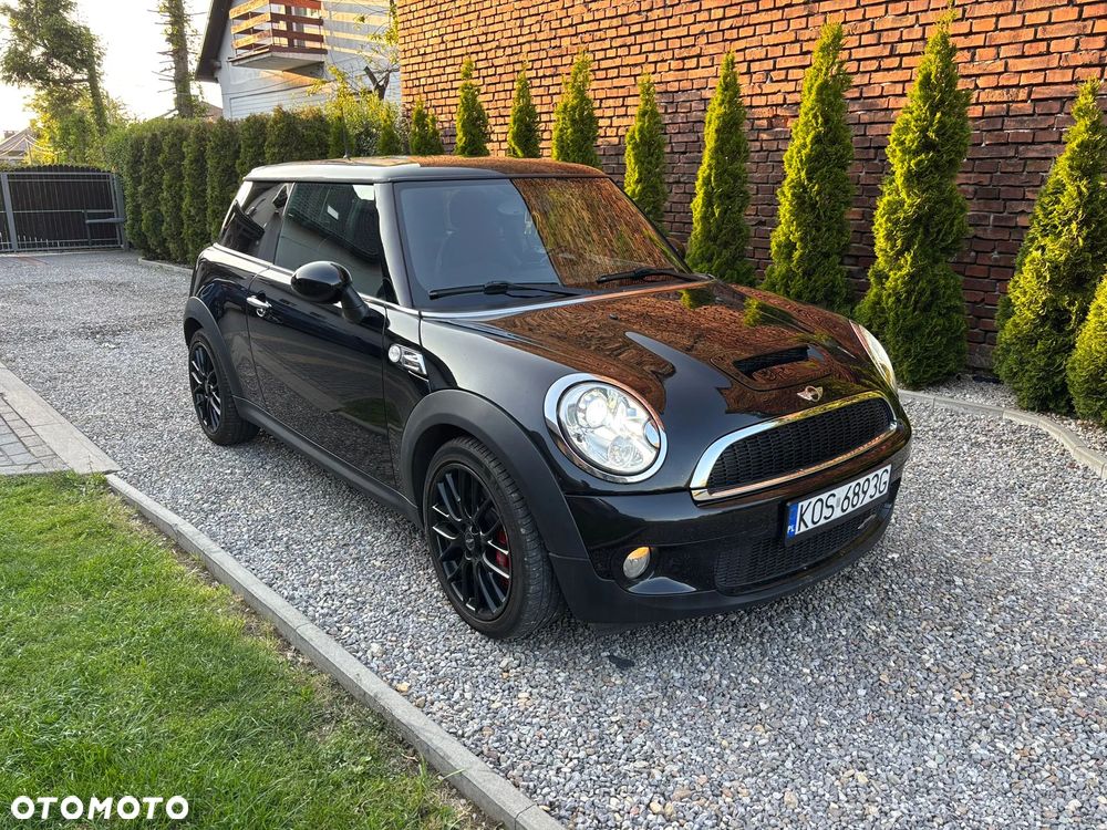 MINI John Cooper Works - 4