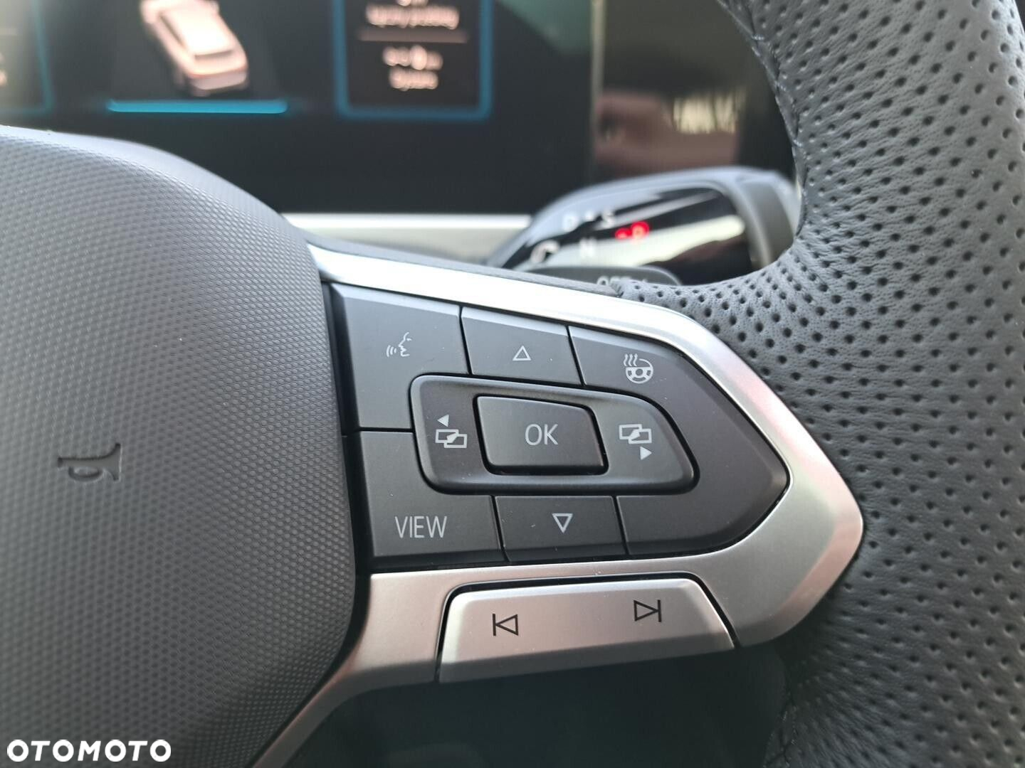 Volkswagen Passat - 28