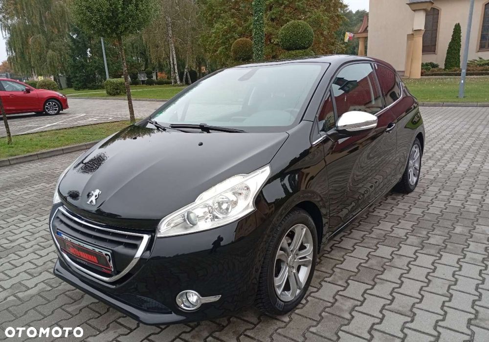 Peugeot 208 - 3