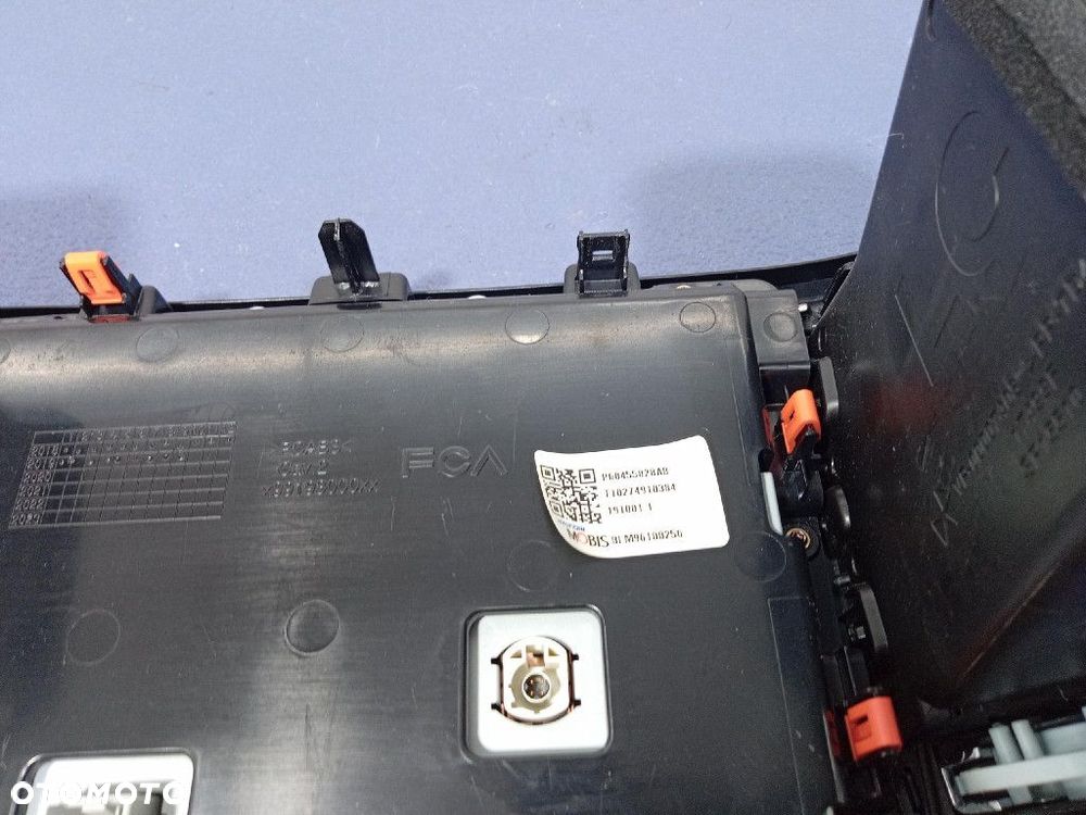 GRAND CHEROKEE IV WK2 LIFT 2017- RADIO PANEL NAWIEWU 68455828AB - 9