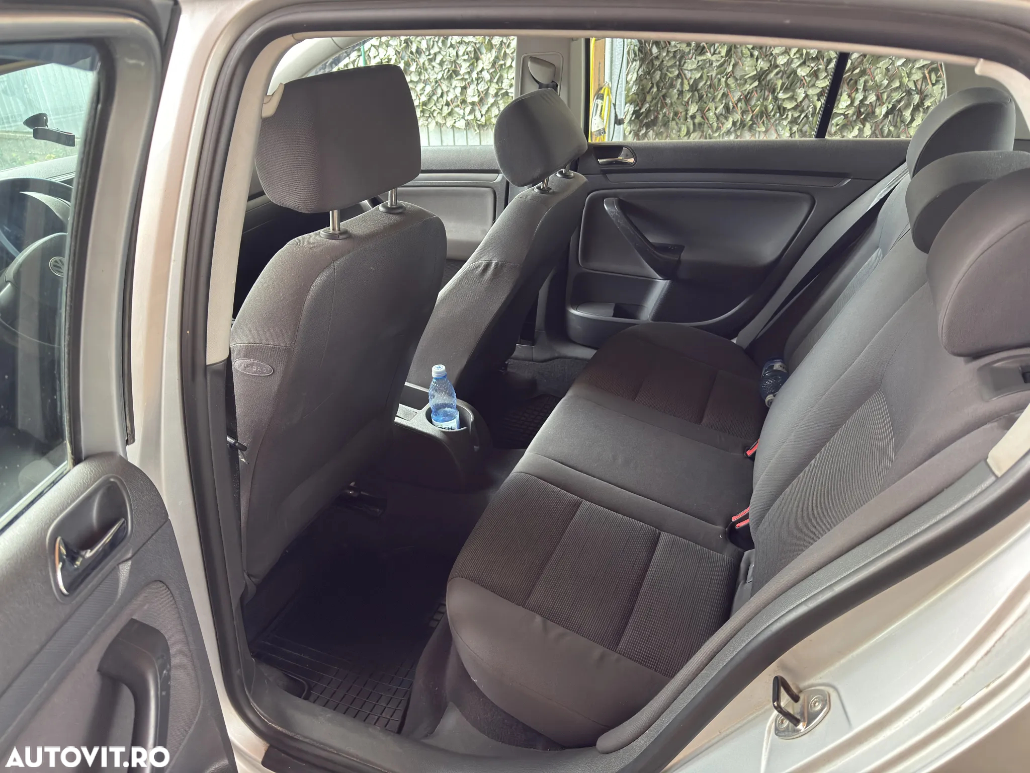 Volkswagen Golf 1.4 - 9