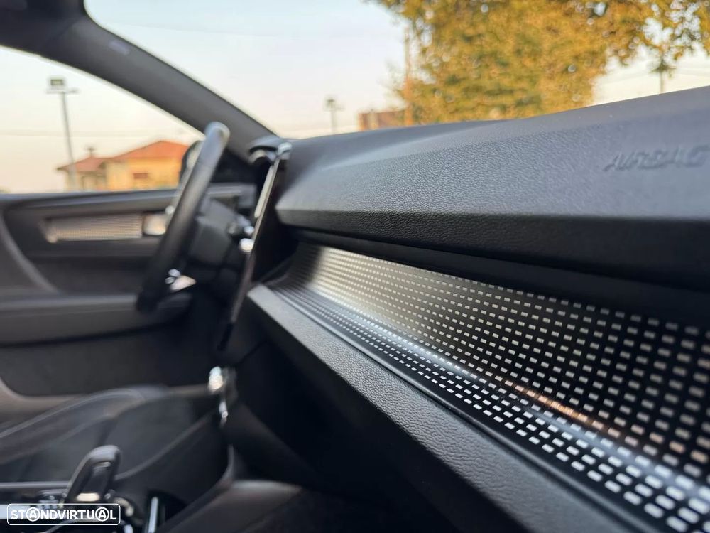 Volvo XC 40 P8 AWD Recharge RDesign - 42