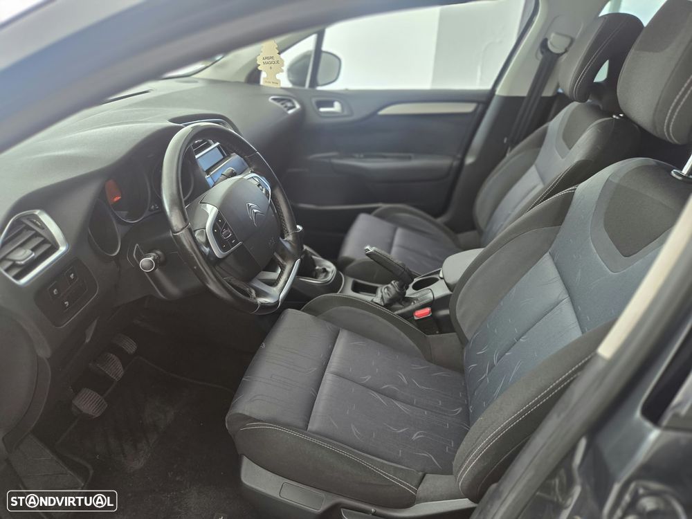 Citroën C4 1.6 HDi Seduction - 9