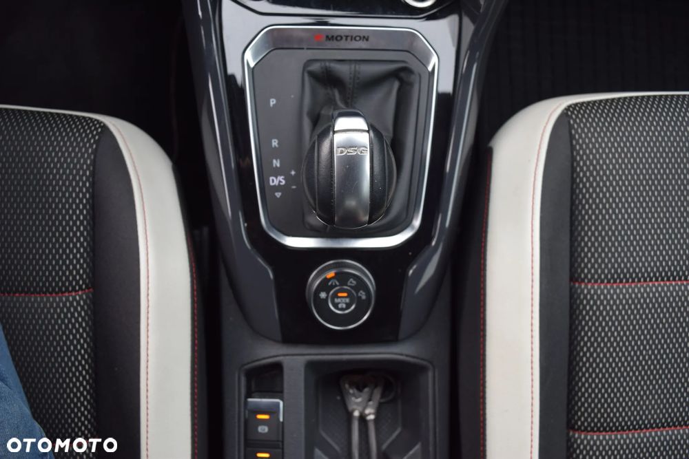 Volkswagen T-Roc 2.0 TSI 4Motion Advance DSG - 17