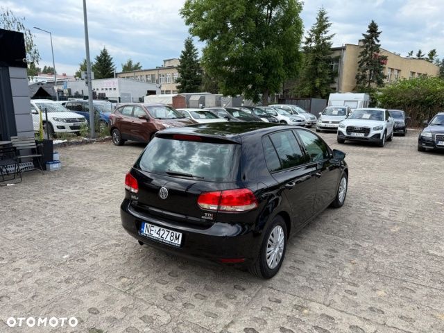 Volkswagen Golf 1.6 TDI DPF BlueMotion - 4