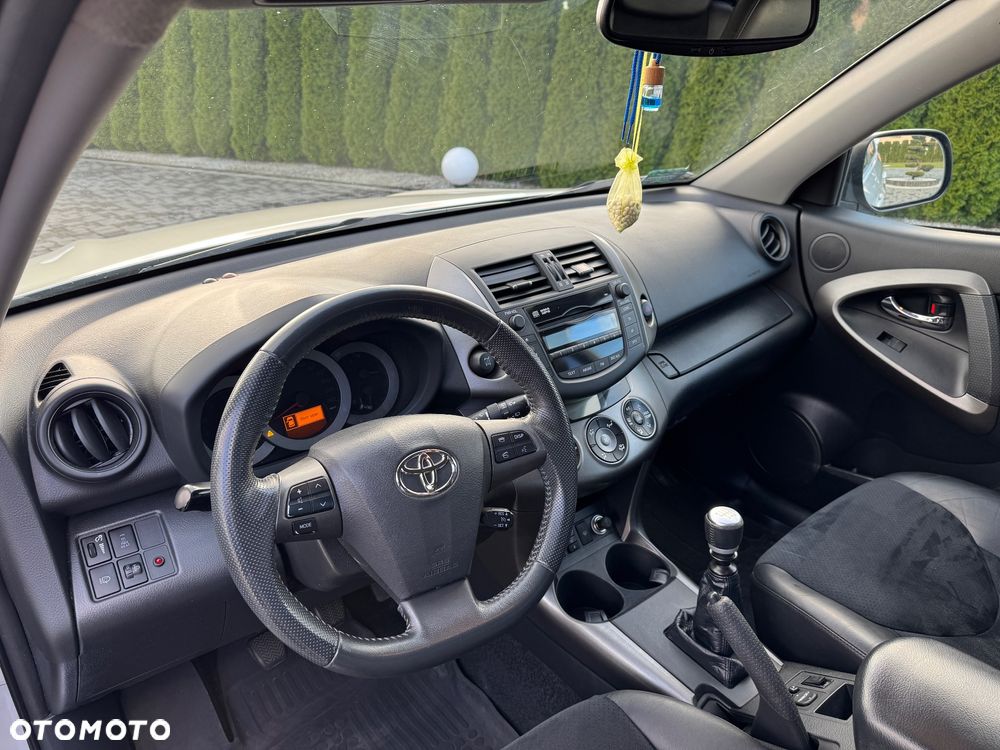 Toyota RAV4 2.2 D-4D Prestige - 6