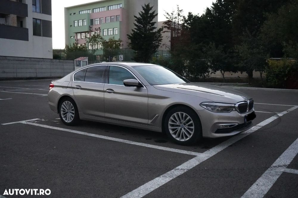 BMW Seria 5 540i xDrive AT - 8