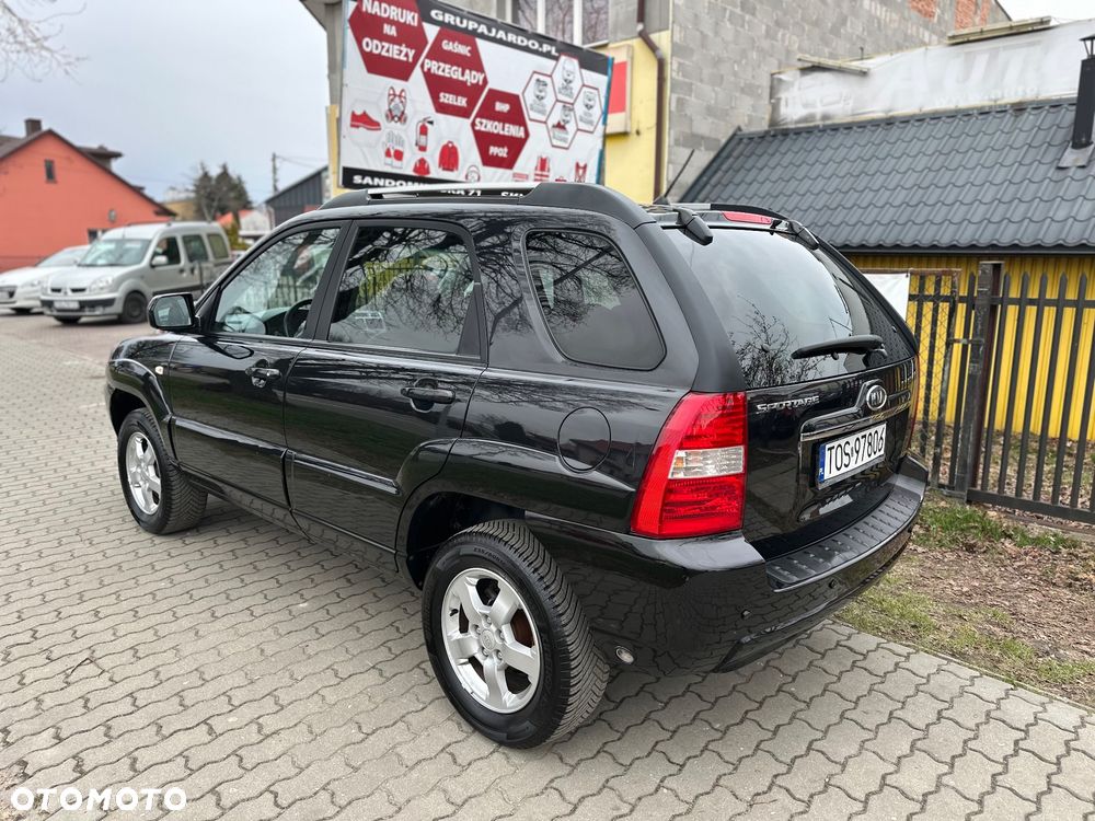 Kia Sportage 2.0 LX - 9