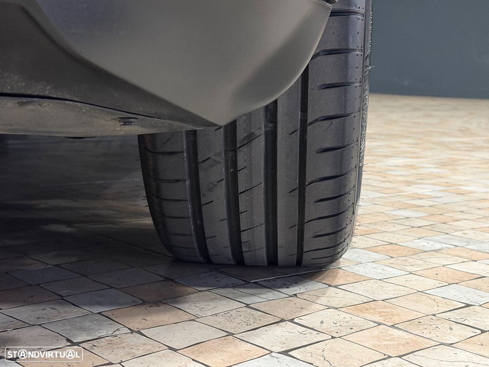 Tesla Model Y Long Range Tração Integral - 8