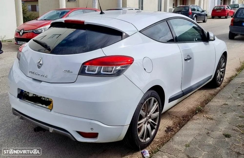 Renault Mégane Coupe 1.5 dCi GT Line - 3