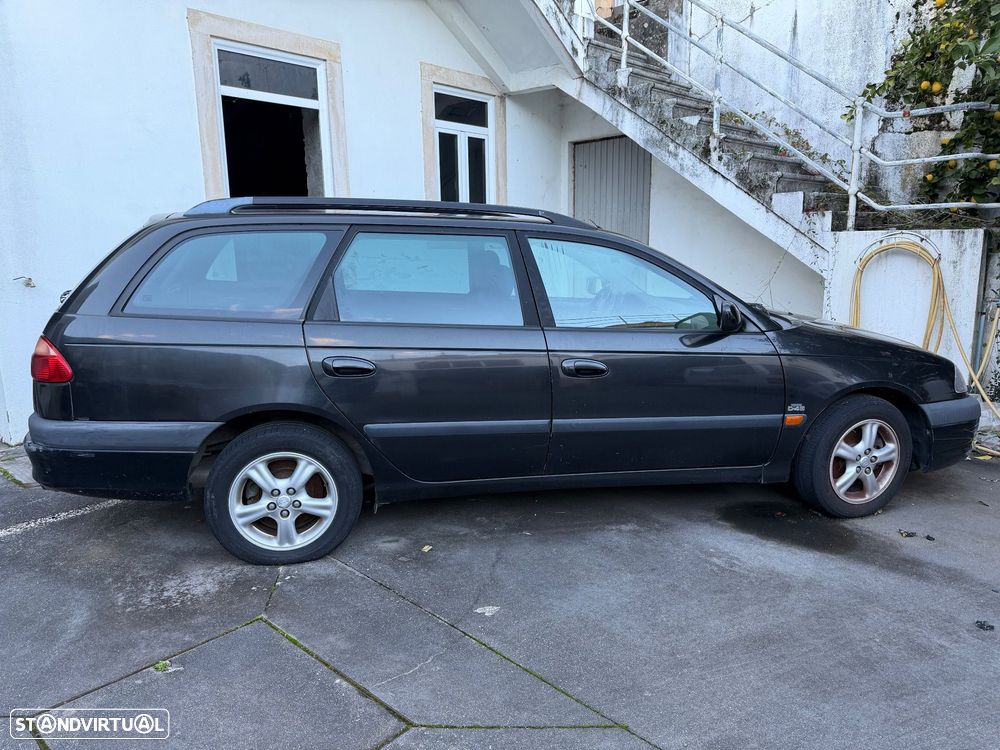 Toyota Avensis SW 2.0 D4D Sol - 1