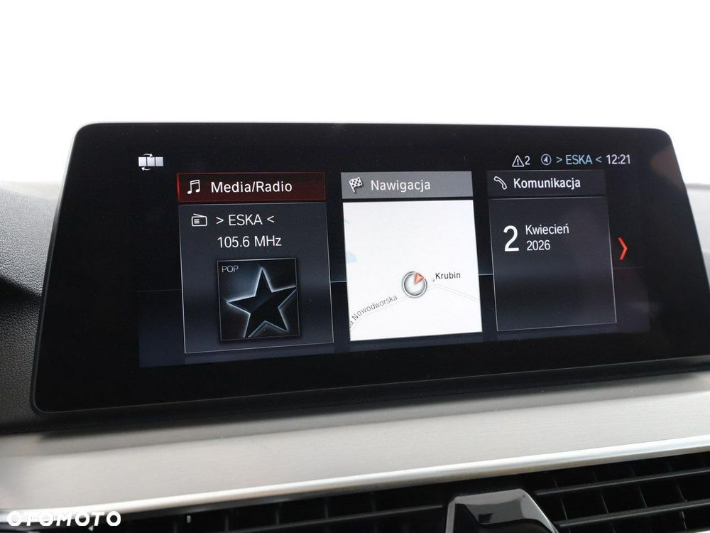 BMW Seria 5 520d xDrive - 24