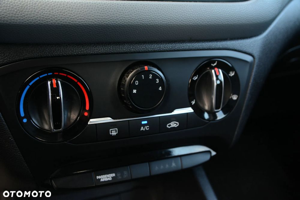 Hyundai i20 - 16