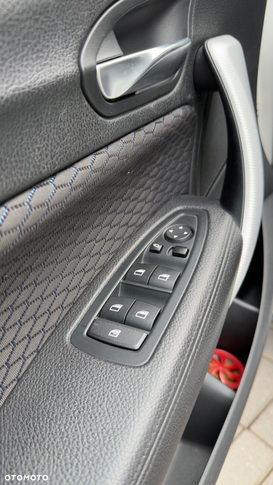 BMW Seria 1 118i M Sport - 6