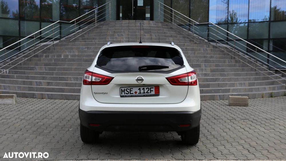Nissan Qashqai 1.6 DCI Start/Stop 4X4-i Tekna - 12